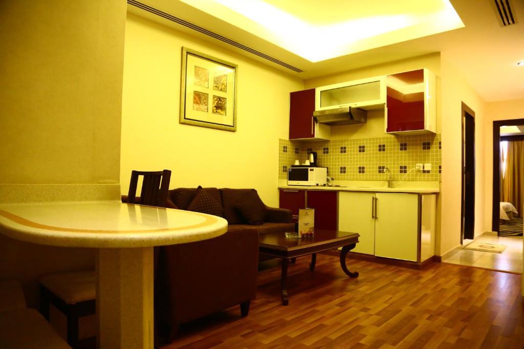 Sanam Hotel Suites - Ριάντ Δωμάτιο φωτογραφία